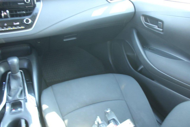 Used 2022 Toyota Corolla LE FWD image 14