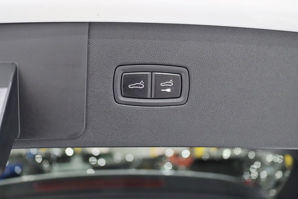 Used 2019 Porsche Cayenne AWD/4WD image 36