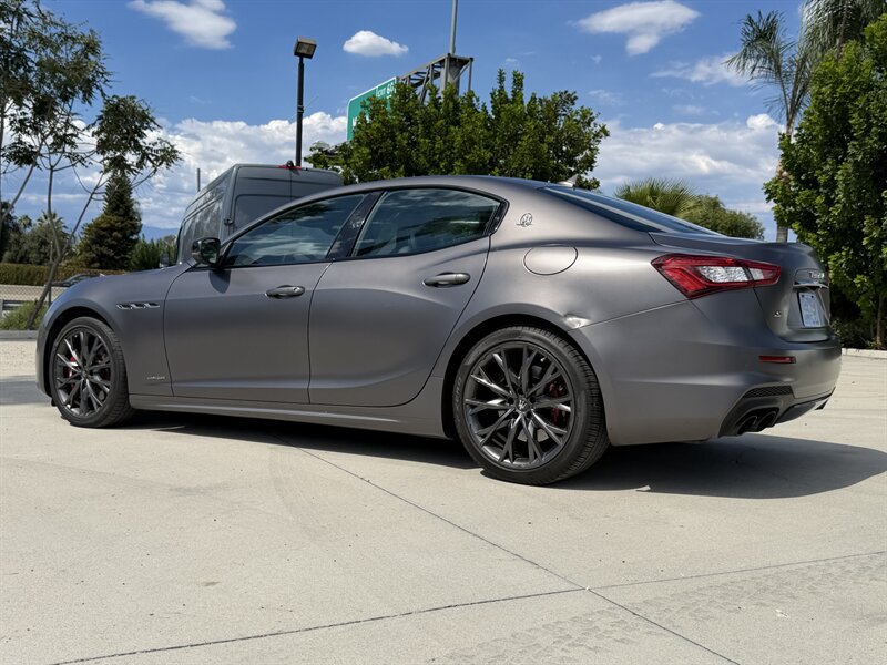 Used 2020 Maserati Ghibli S GranSport RWD image 3