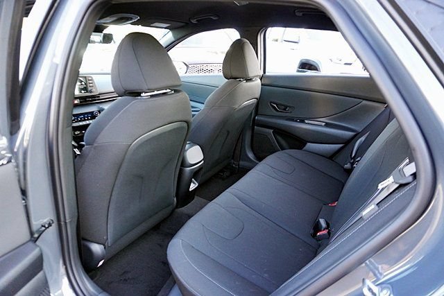 New 2026 Hyundai Elantra Sport FWD image 19