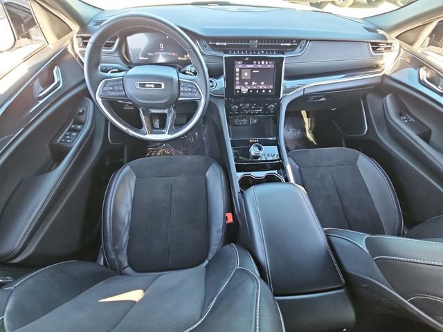 Used 2022 Jeep Grand Cherokee L Laredo image 14