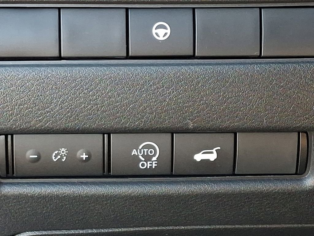 Certified 2023 Nissan Rogue SV w/ SV Premium B Package AWD/4WD image 26