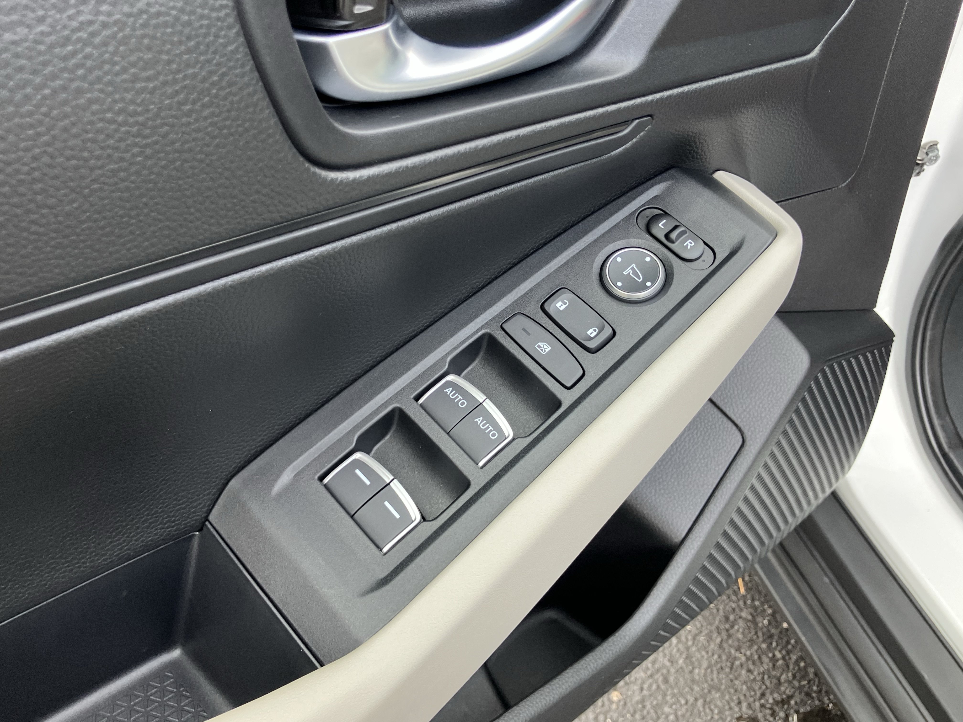 Certified 2025 Honda Accord LX image 15