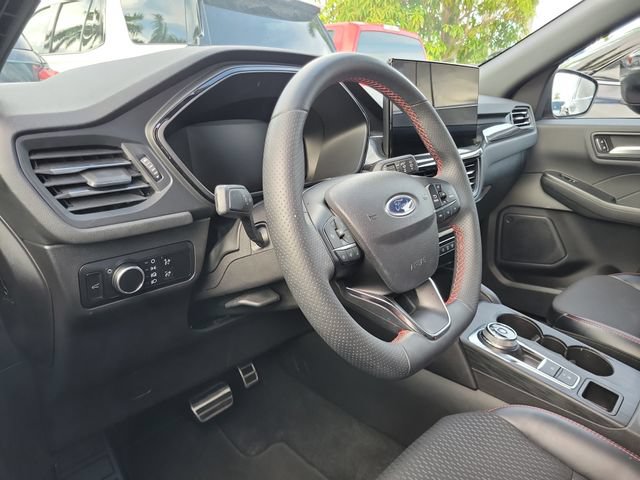 Used 2024 Ford Escape ST-Line w/ Tech Pack #1 FWD image 8