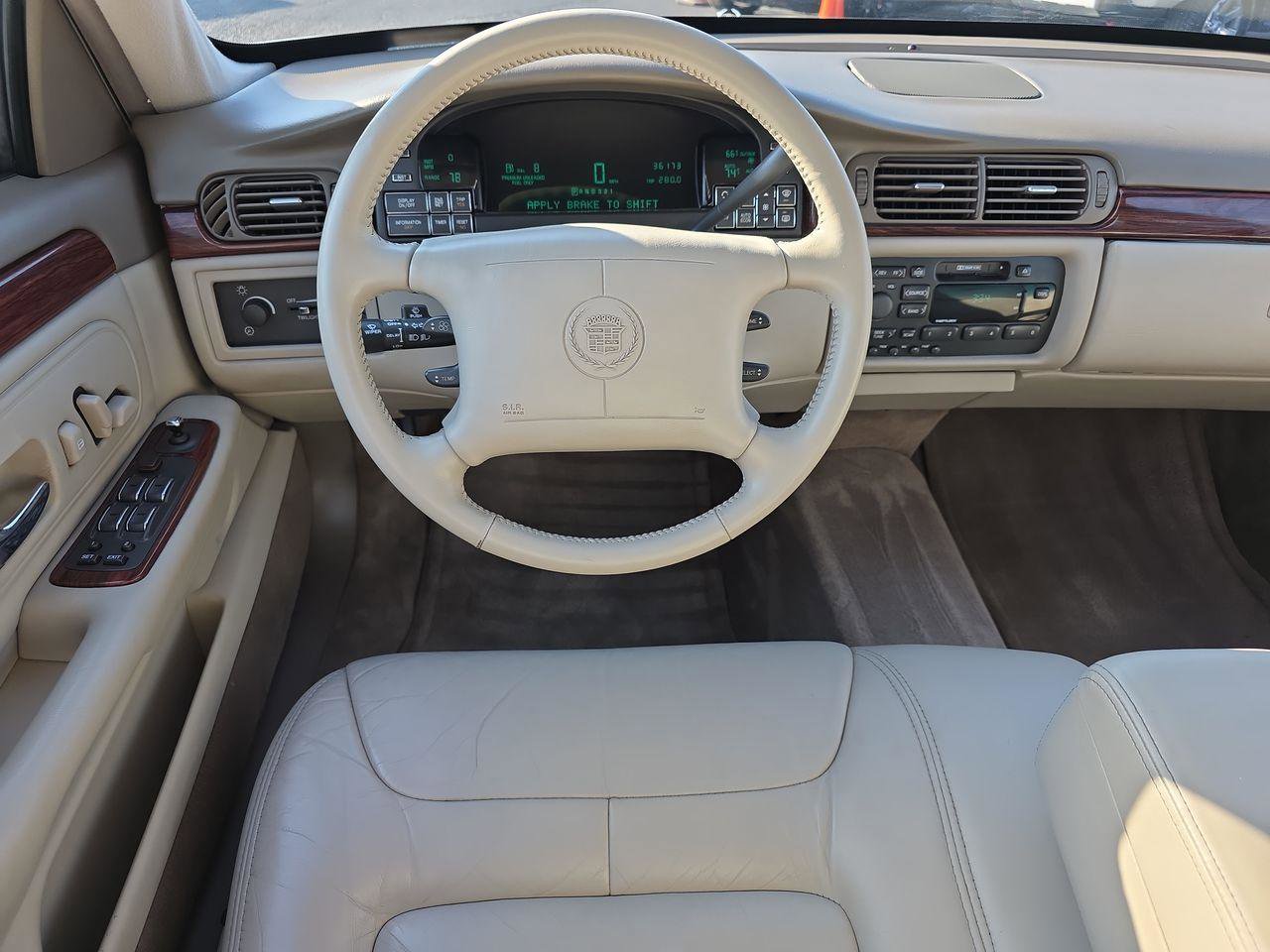 Used 1998 Cadillac De Ville image 6