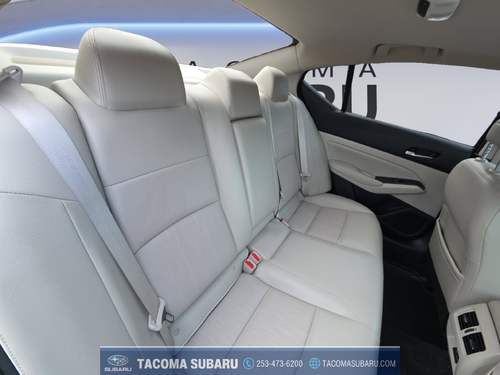 Used 2019 Nissan Altima 2.5 Platinum AWD/4WD image 18
