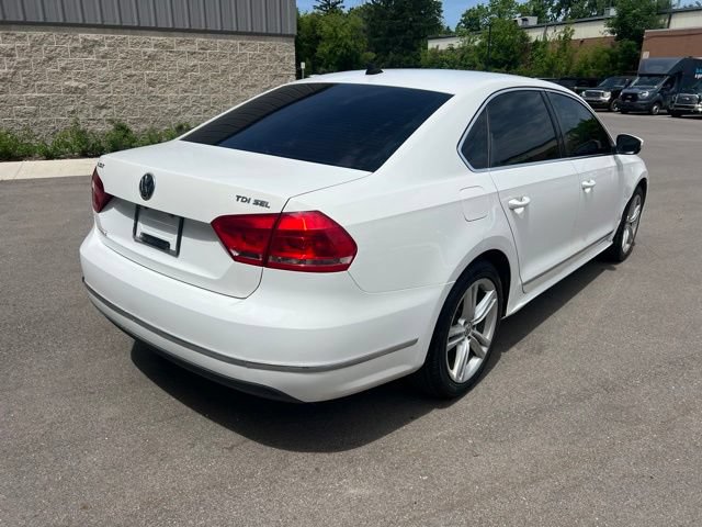 Used 2013 Volkswagen Passat TDI SEL Premium FWD image 5