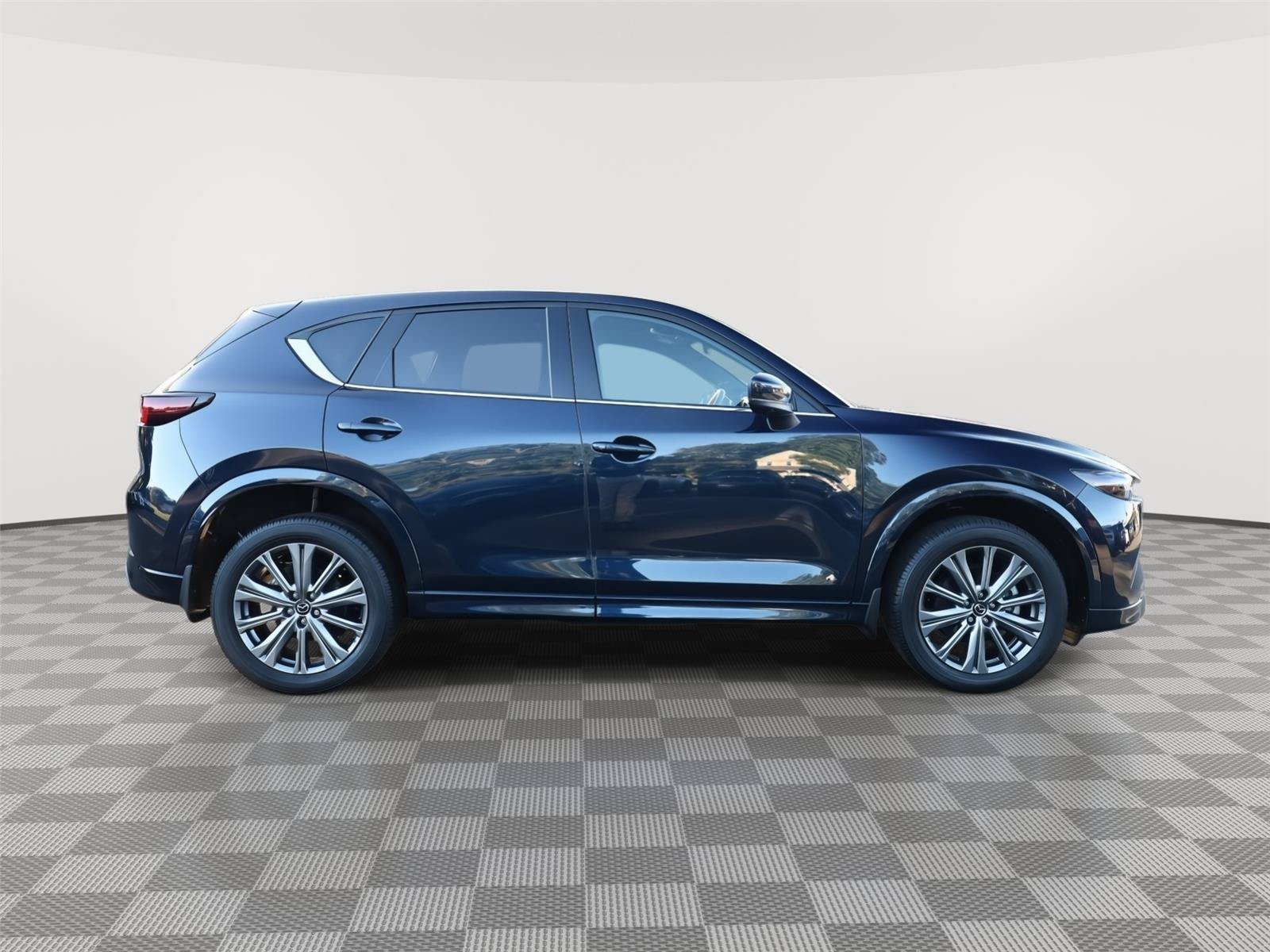 Used 2025 MAZDA CX-5 Signature AWD/4WD image 8