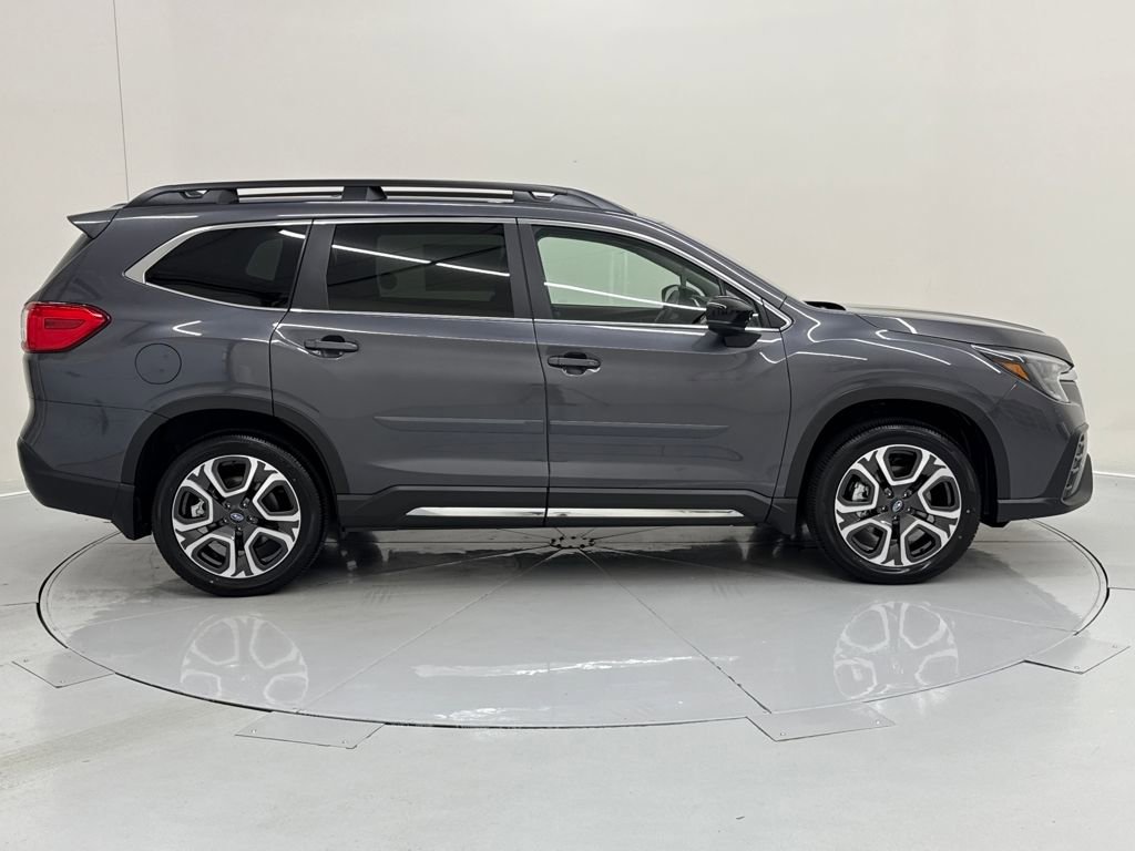 New 2025 Subaru Ascent Limited image 6