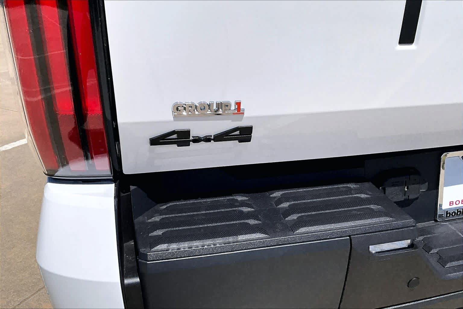 New 2026 Toyota Tundra Limited AWD/4WD image 15