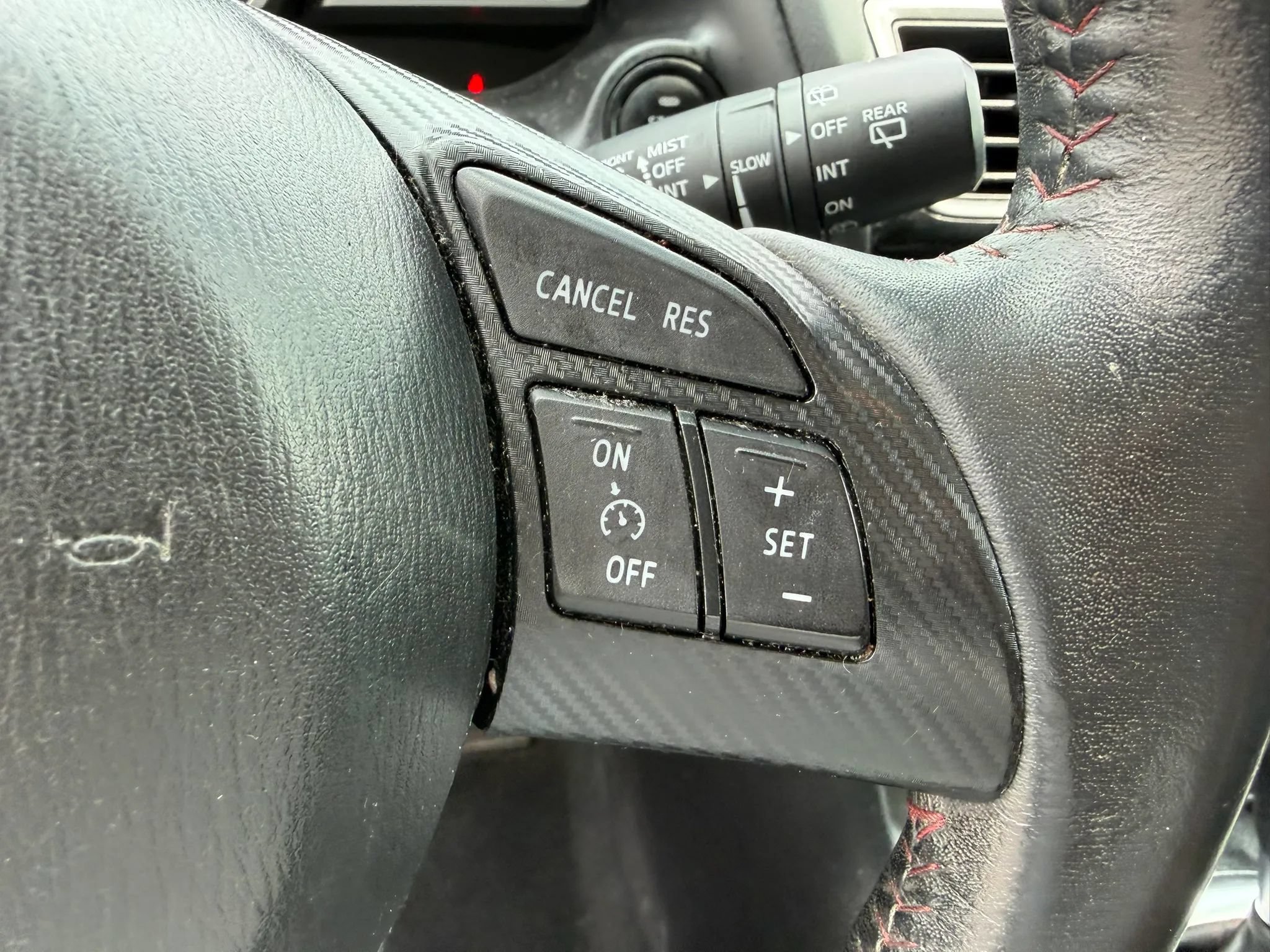 Used 2015 MAZDA MAZDA3 i Touring FWD image 32