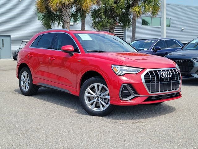 Certified 2025 Audi Q3 2.0T Premium Plus w/ Premium Plus Package image 32