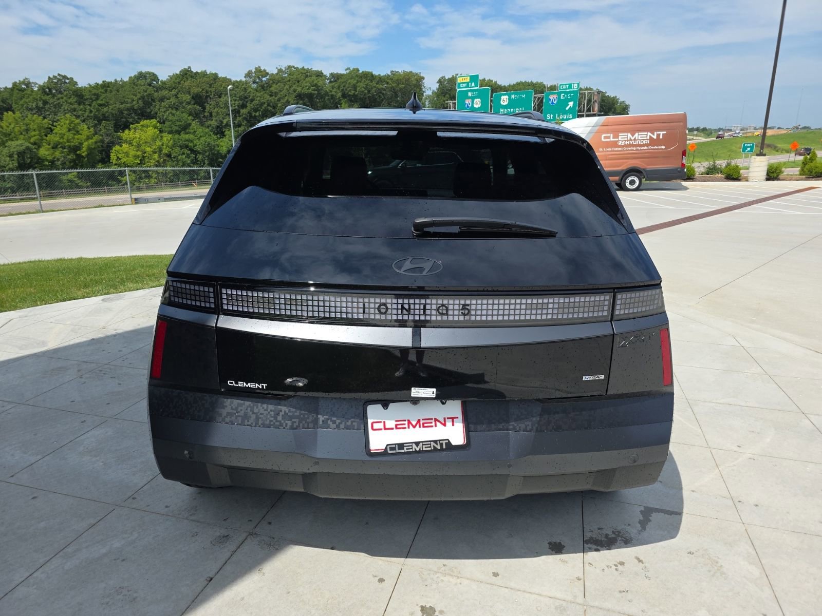 New 2025 Hyundai Ioniq 5 XRT image 7