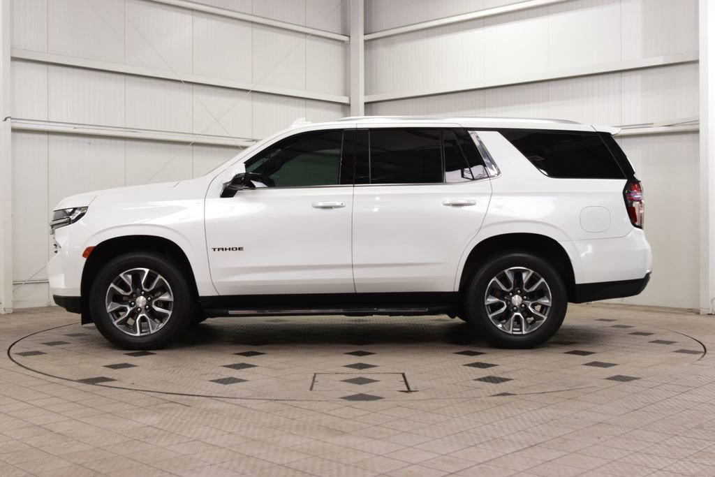 Used 2022 Chevrolet Tahoe LT w/ Luxury Package AWD/4WD image 4