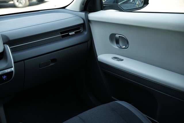 Used 2023 Hyundai Ioniq 5 SE RWD image 27