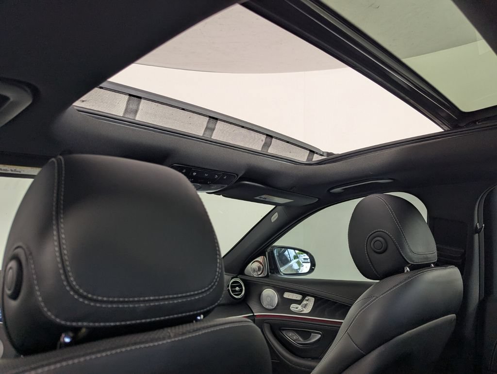 Used 2018 Mercedes-Benz E 63 AMG S image 31