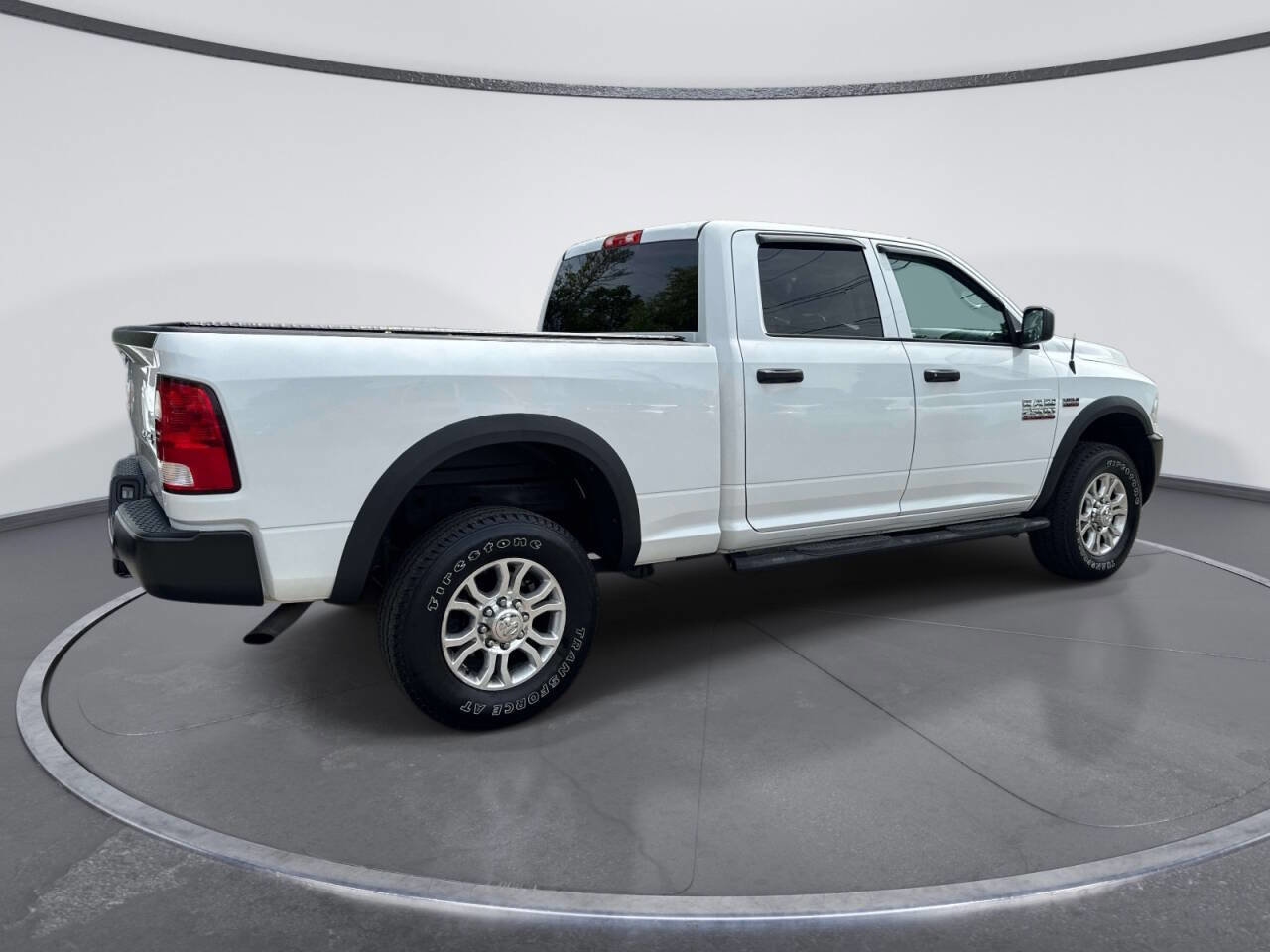Used 2015 RAM 2500 Tradesman AWD/4WD image 4