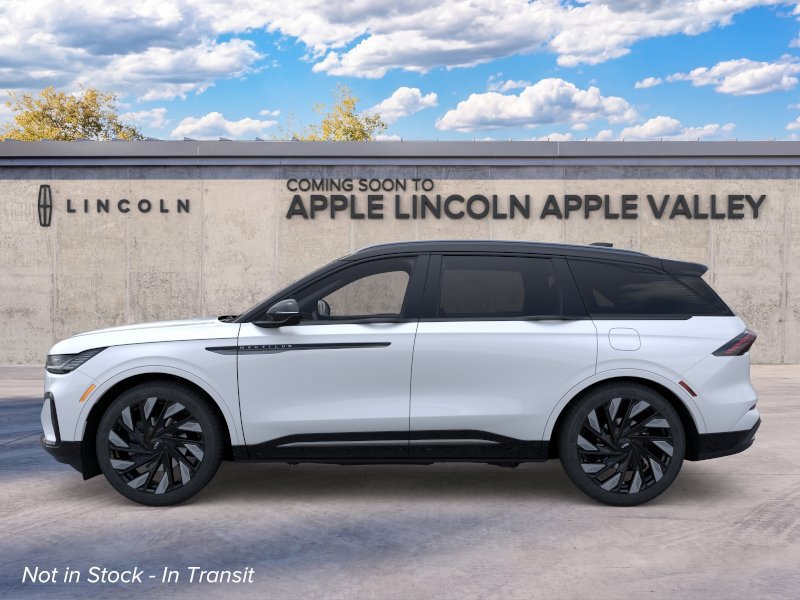 New 2026 Lincoln Nautilus Reserve AWD/4WD image 3