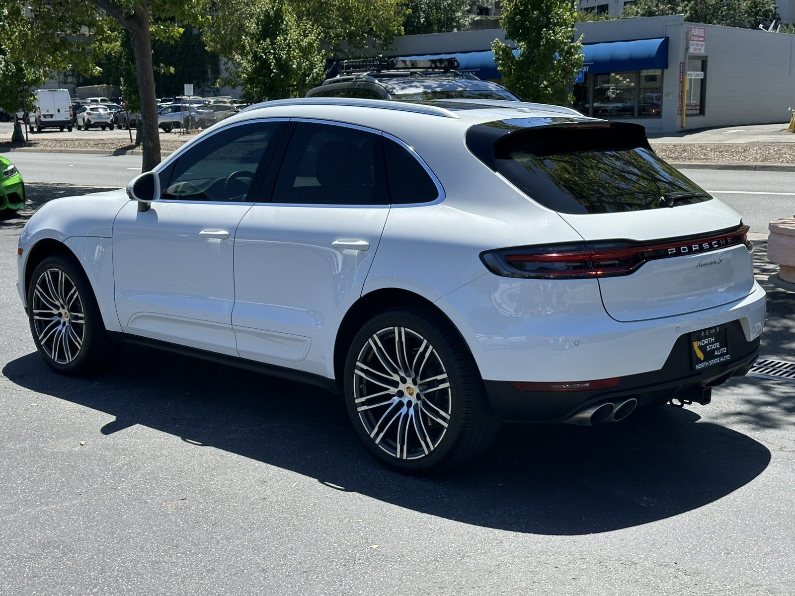 Used 2021 Porsche Macan S AWD/4WD image 12
