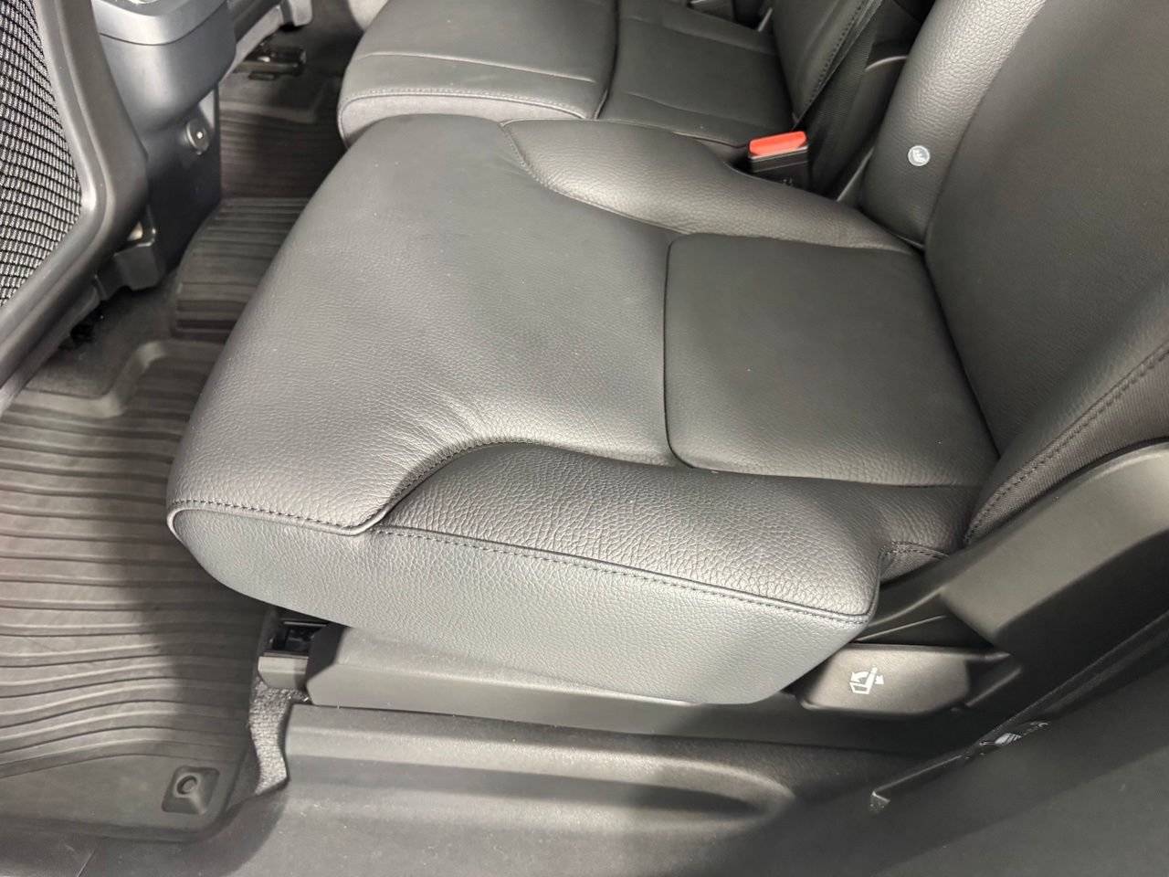 Used 2024 Volvo XC90 B5 Plus AWD/4WD image 31