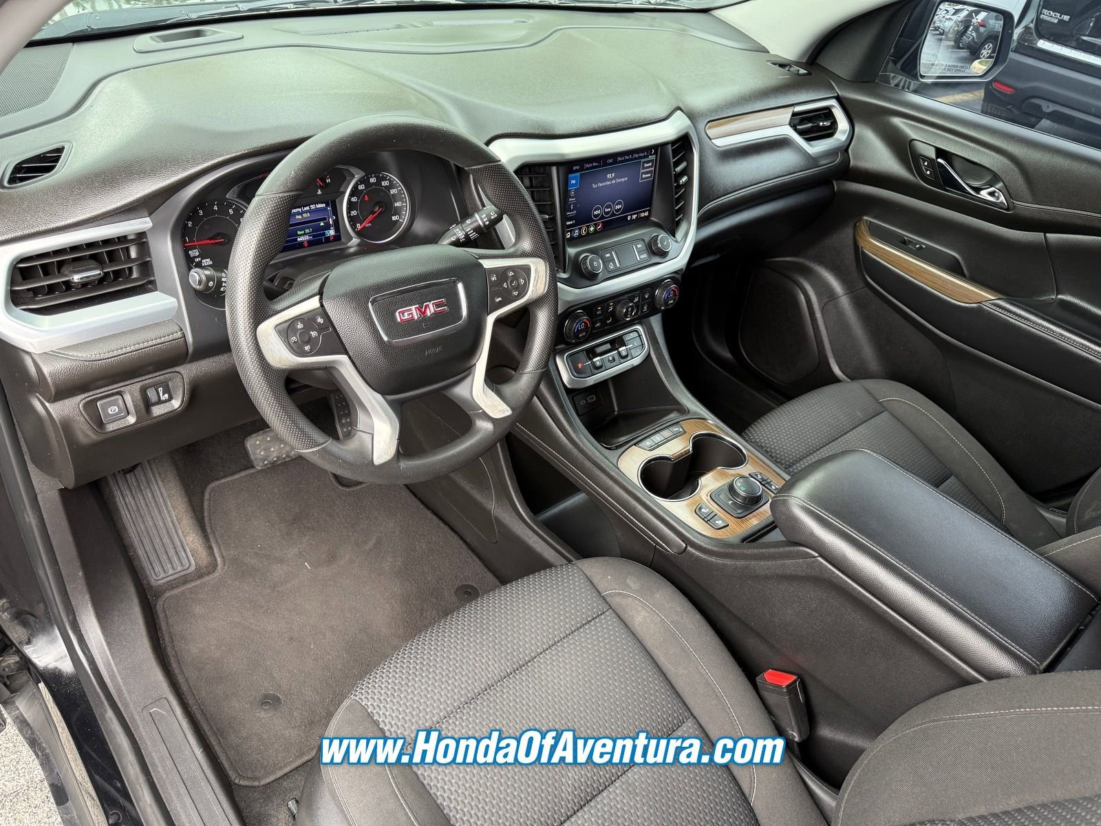 Used 2021 GMC Acadia SLE w/ Driver Convenience Package image 23