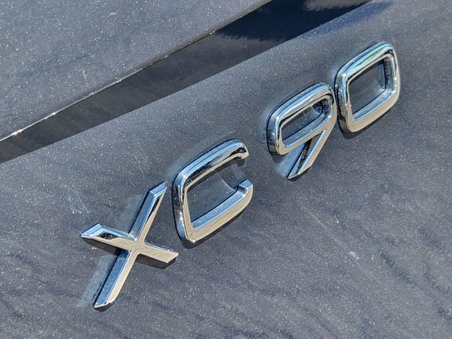 New 2026 Volvo XC90 T8 Plus w/ Protection Package AWD/4WD image 17