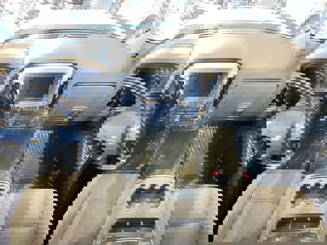 Used 2018 Chevrolet Silverado 1500 LT image 23