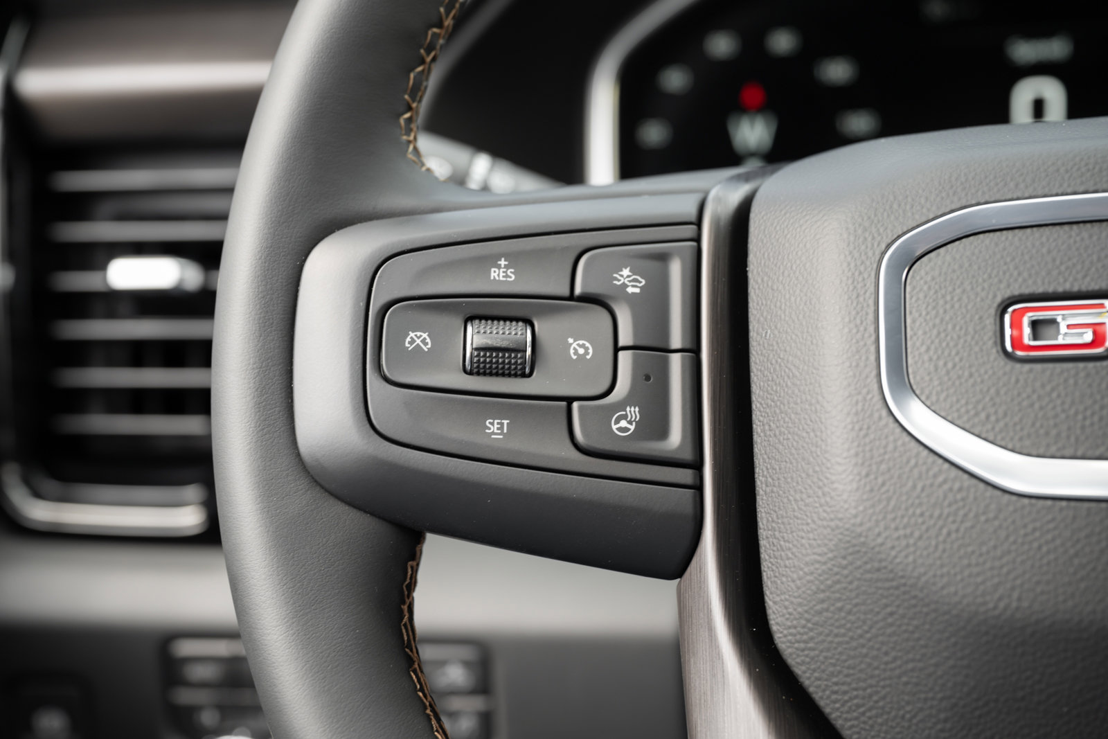 New 2026 GMC Sierra 2500 AT4 w/ AT4 Premium Plus Package image 25