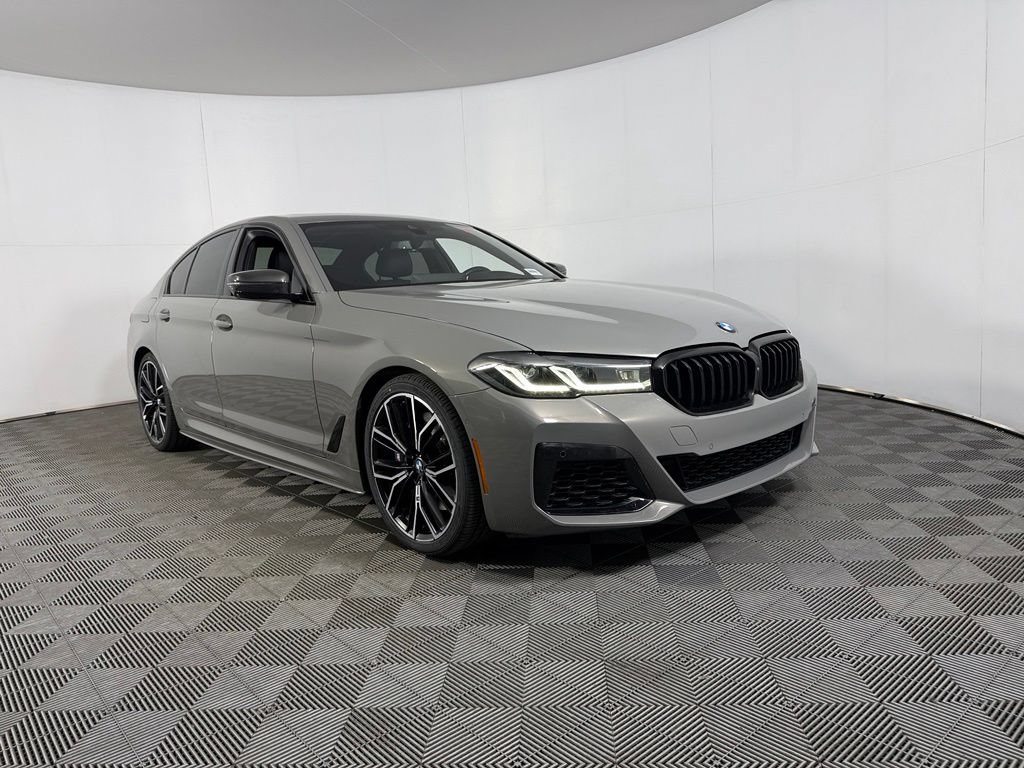 Used 2021 BMW 540i w/ M Sport Package RWD image 3