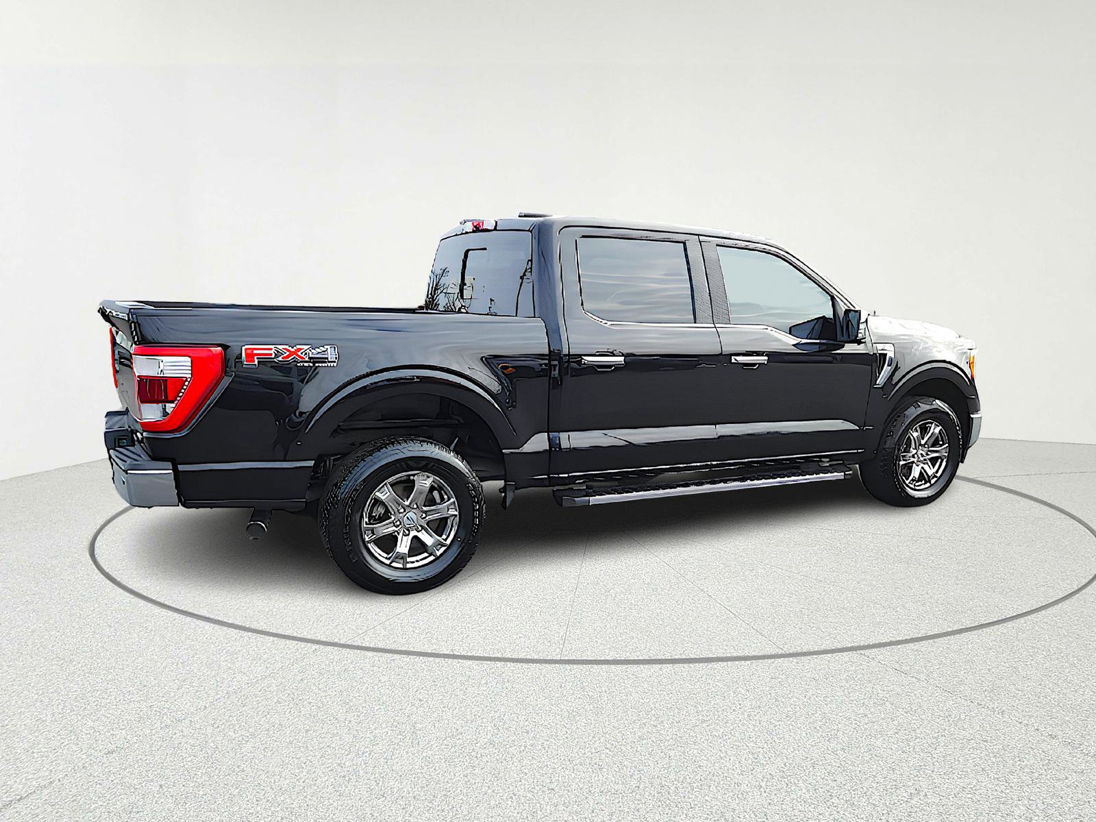Used 2021 Ford F150 Lariat image 7