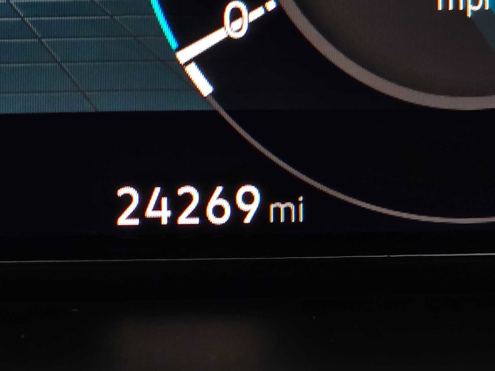 Used 2025 Volkswagen Atlas Cross Sport SE image 32