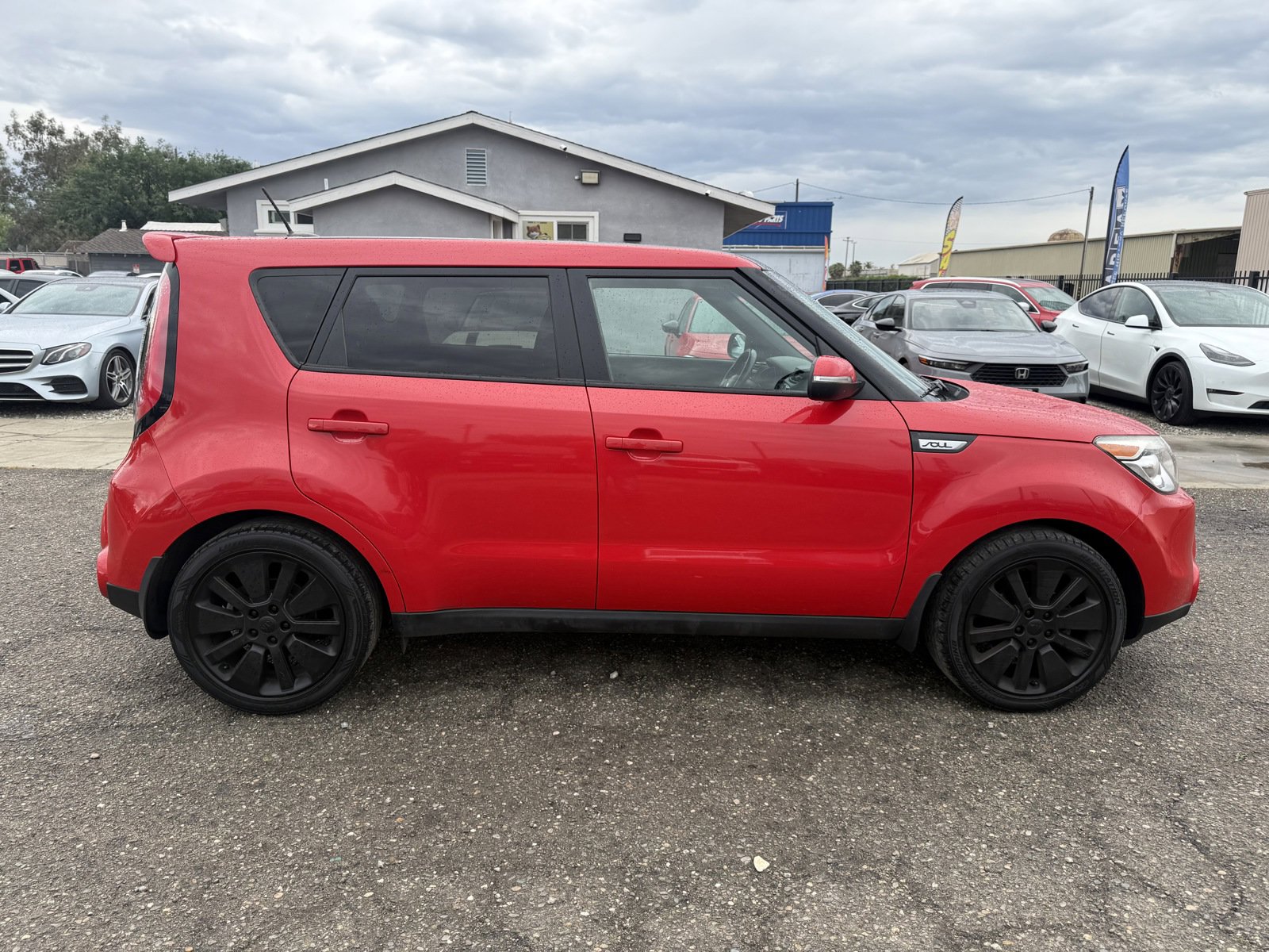 Used 2015 Kia Soul ! w/ Sun & Sound Package FWD image 8