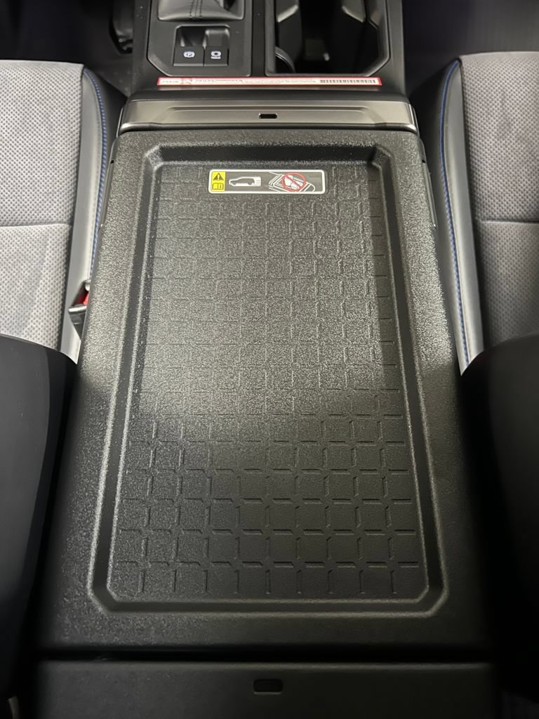New 2026 Toyota RAV4 XSE w/ Weather Package AWD/4WD image 34