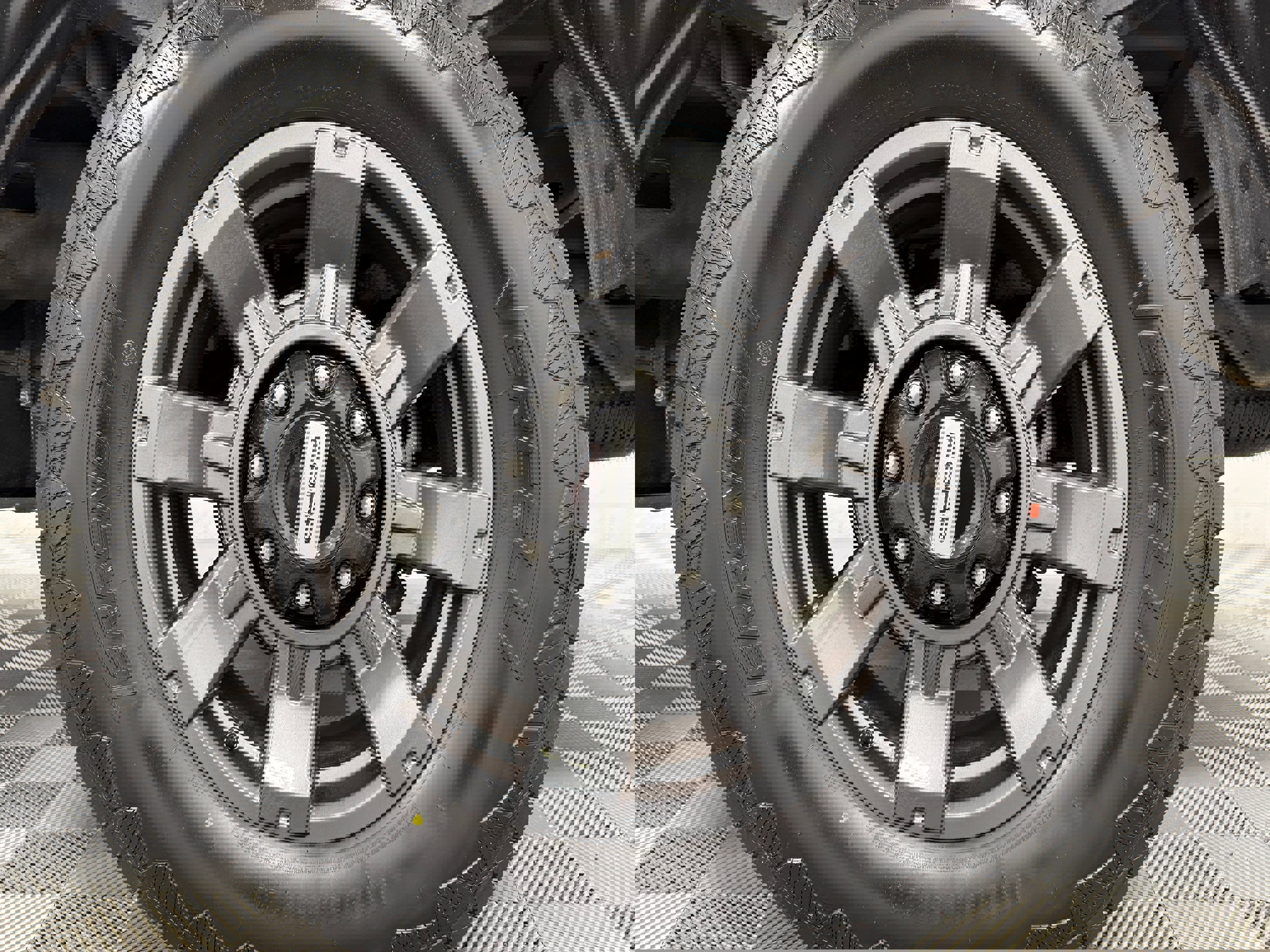 Used 2023 Ford F250 Lariat w/ Lariat Ultimate Package image 39