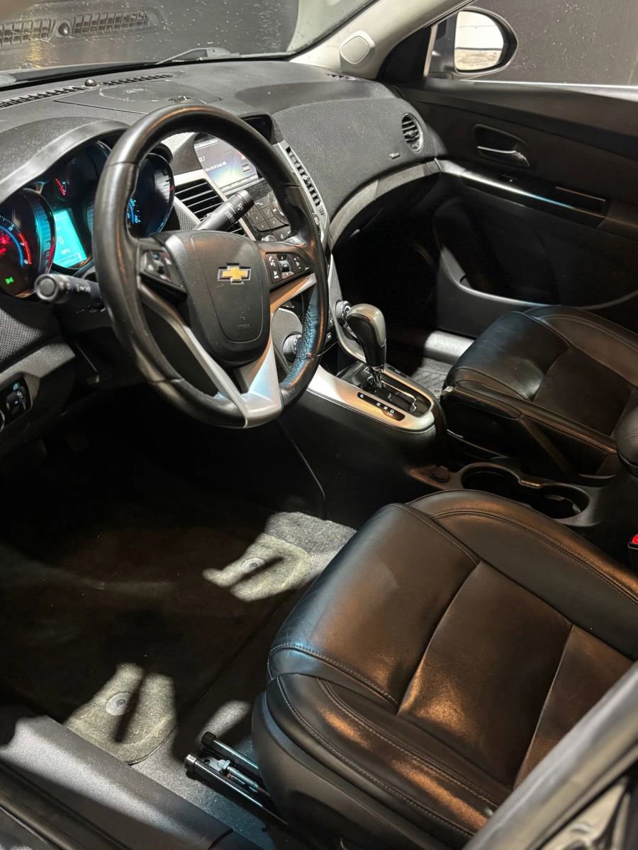 Used 2014 Chevrolet Cruze LTZ w/ RS Package image 7