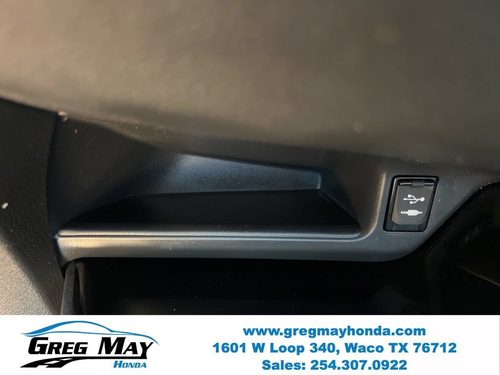 Used 2019 Toyota C-HR Limited FWD image 28
