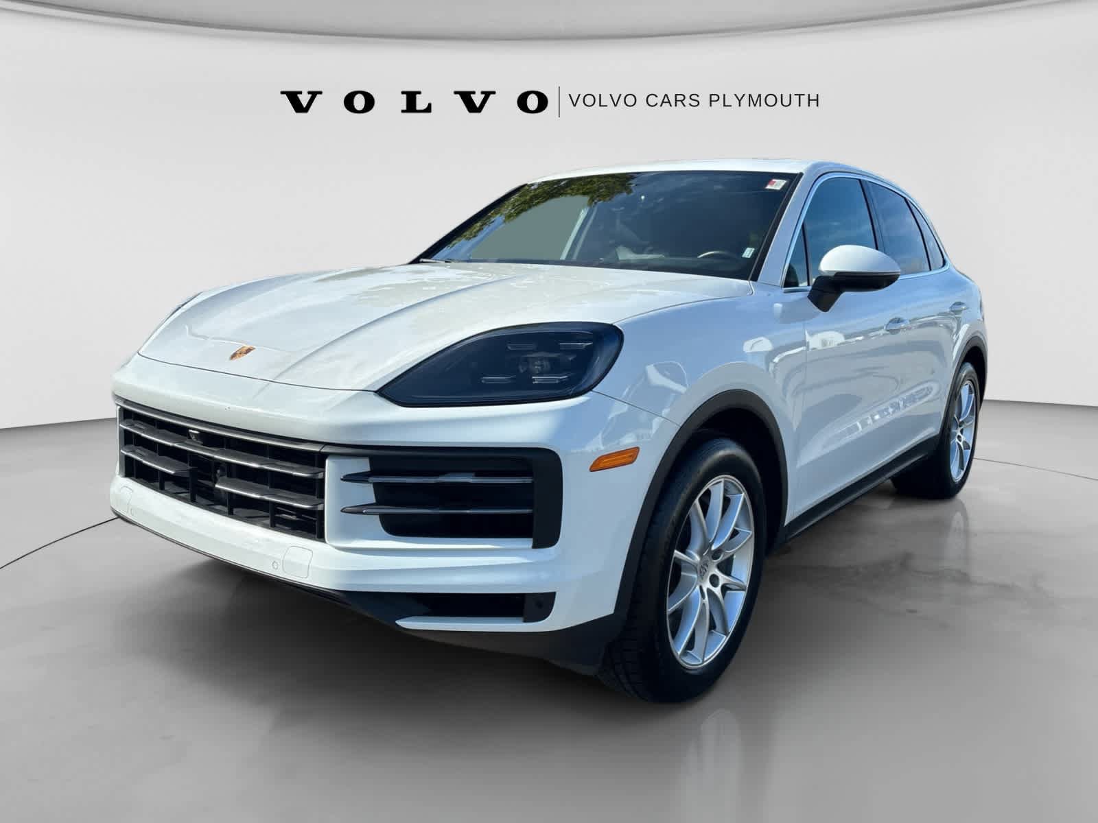 Used 2024 Porsche Cayenne AWD/4WD image 4