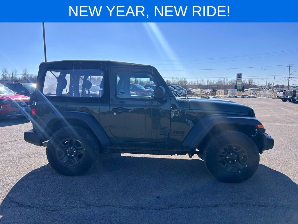 Used 2024 Jeep Wrangler Sport image 7