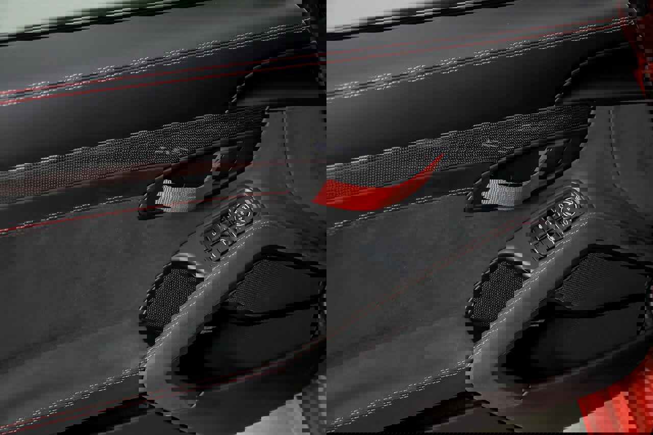 Used 2022 Porsche 718 Cayman GT4 image 17