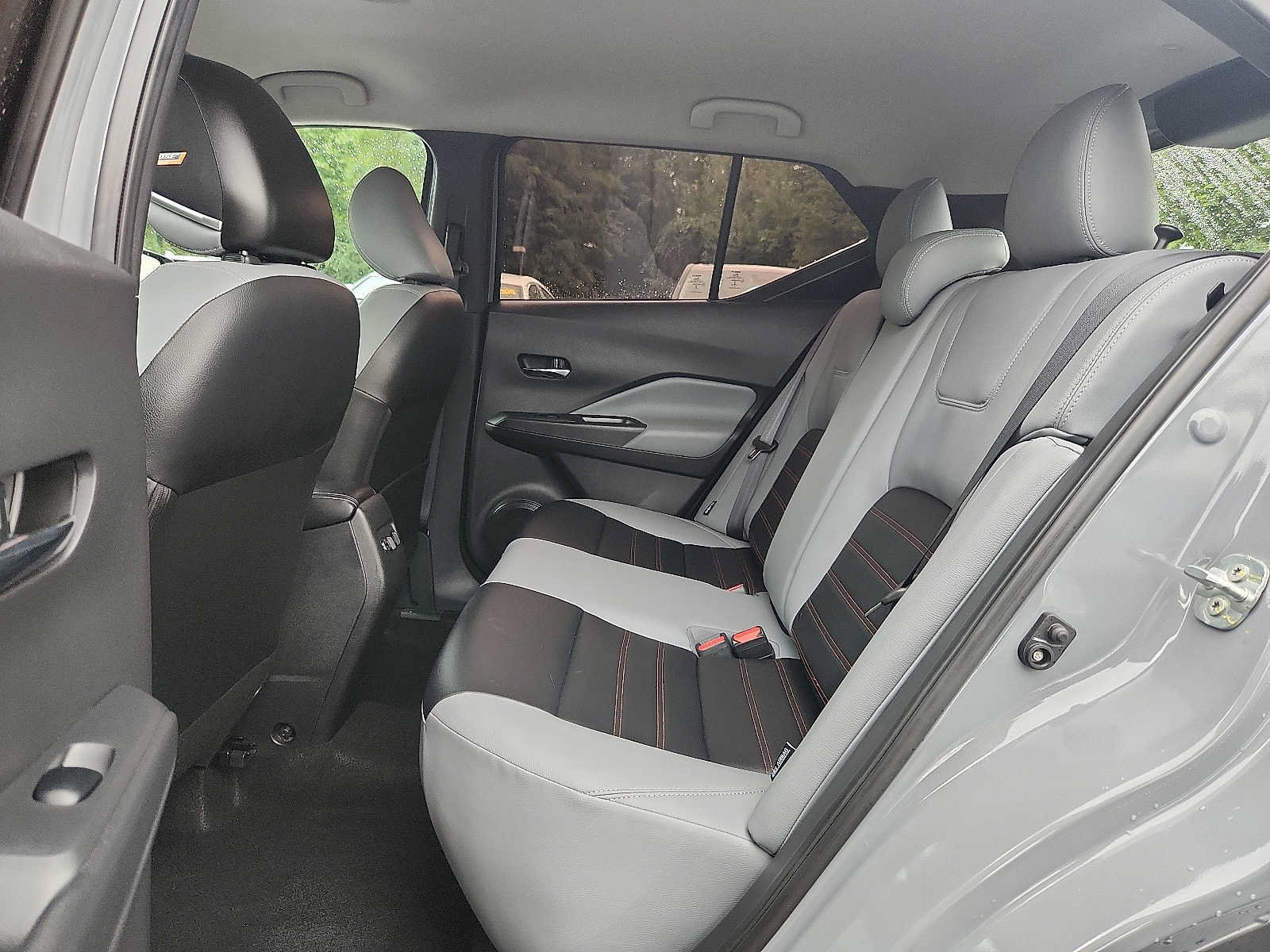 Used 2023 Nissan Kicks SR w/ SR Premium Package FWD image 10
