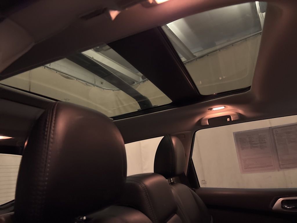 Used 2019 Nissan Pathfinder SL w/ SL Premium Package image 26