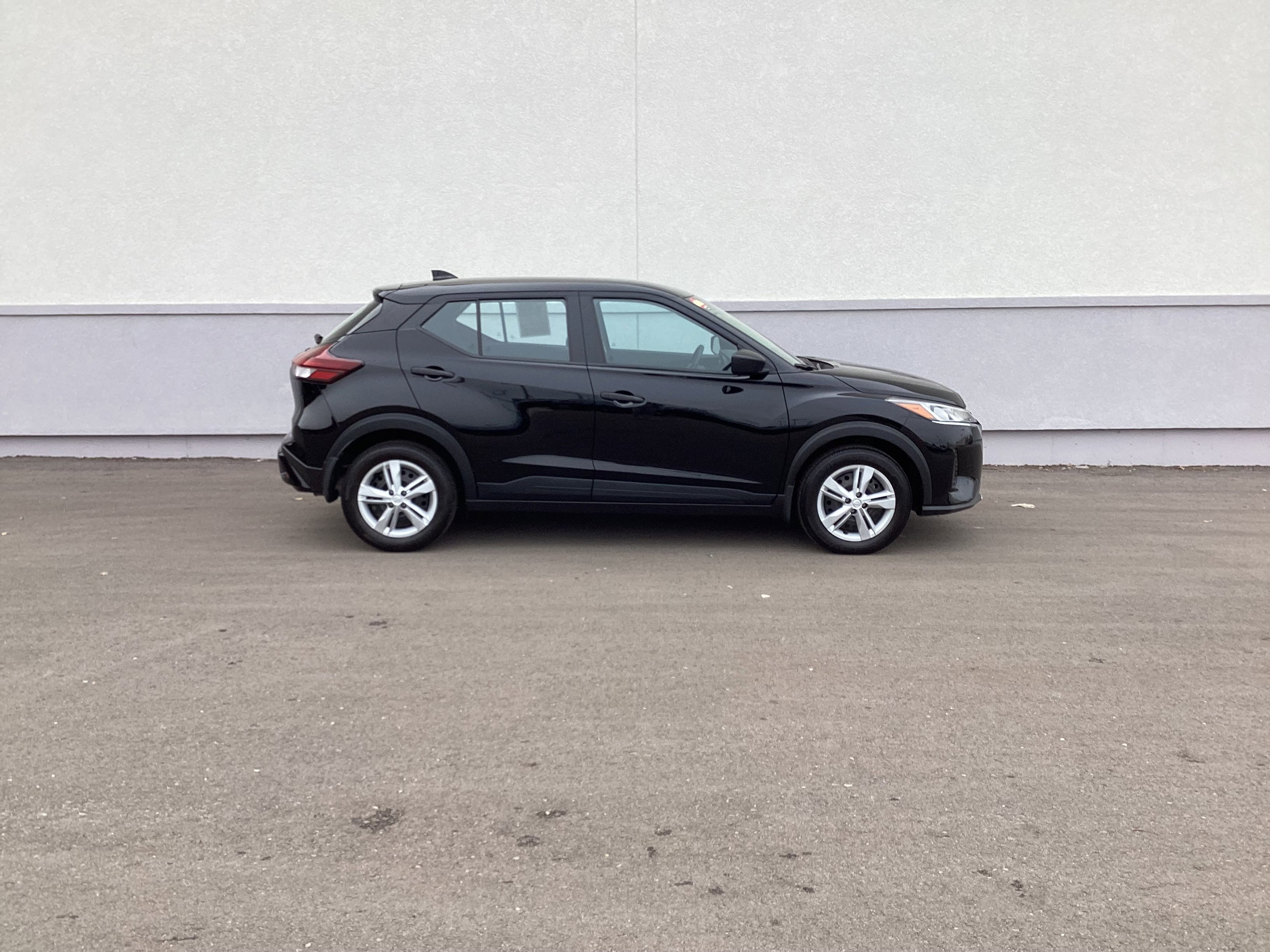 Used 2024 Nissan Kicks S