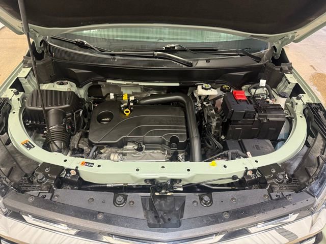 Used 2025 Chevrolet Equinox LT w/ Convenience Package II image 28