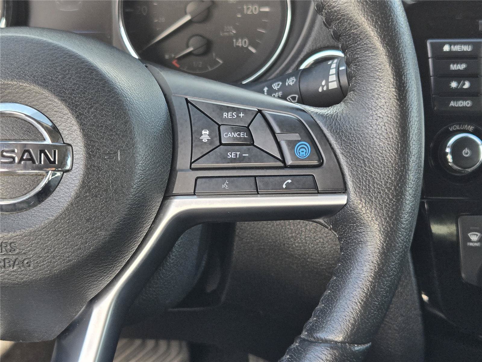 Used 2019 Nissan Rogue SL w/ Premium Package FWD image 27