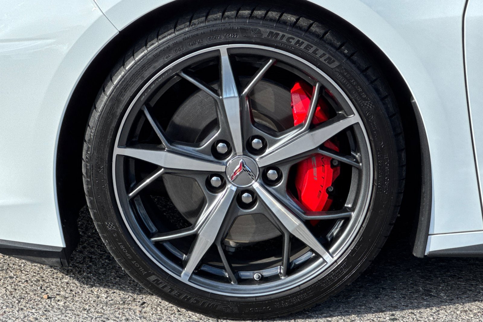 Used 2022 Chevrolet Corvette Stingray Premium Conv w/ Z51 Performance Package image 23