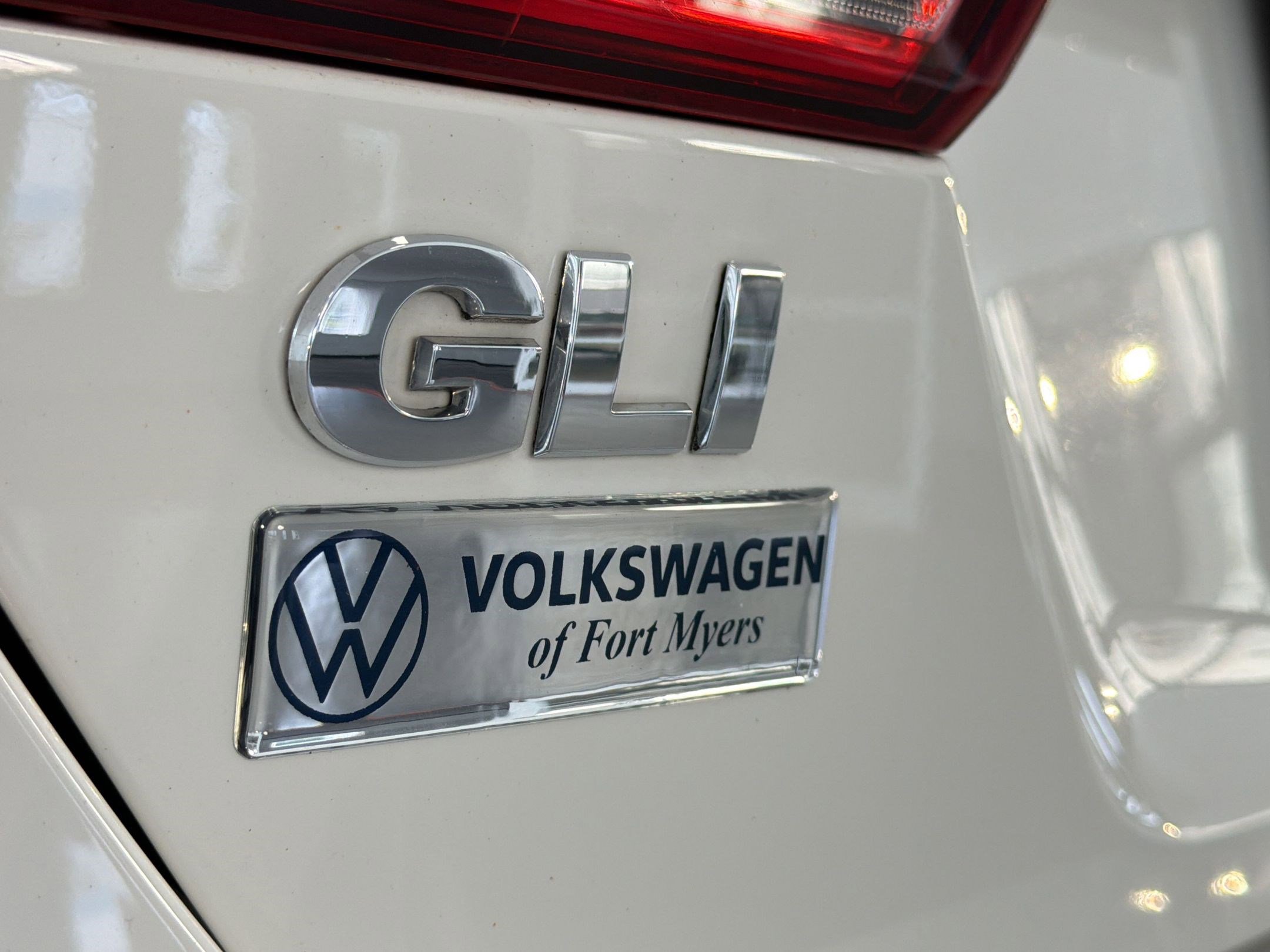 Used 2014 Volkswagen Jetta GLI Autobahn FWD image 30