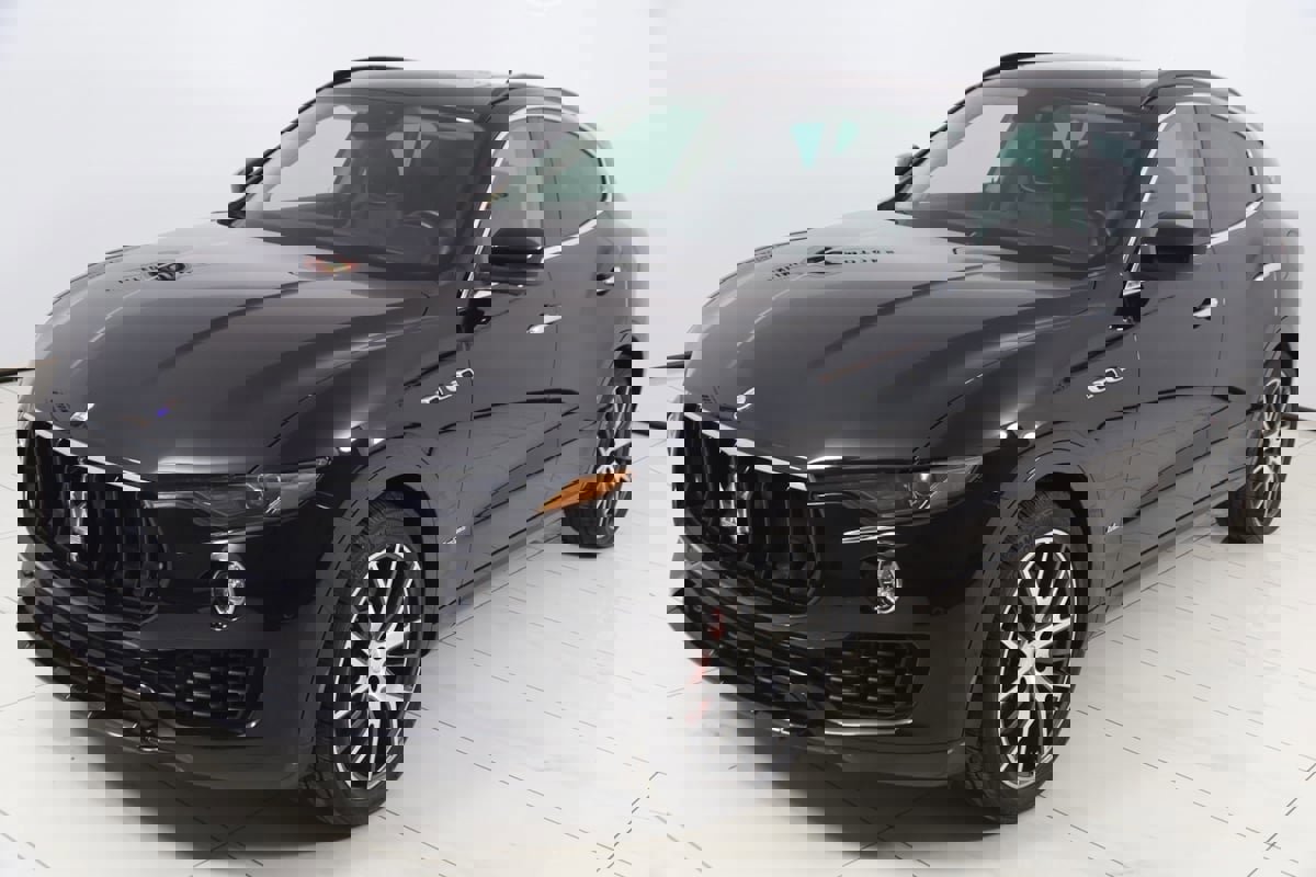 Used 2018 Maserati Levante S GranSport image 26