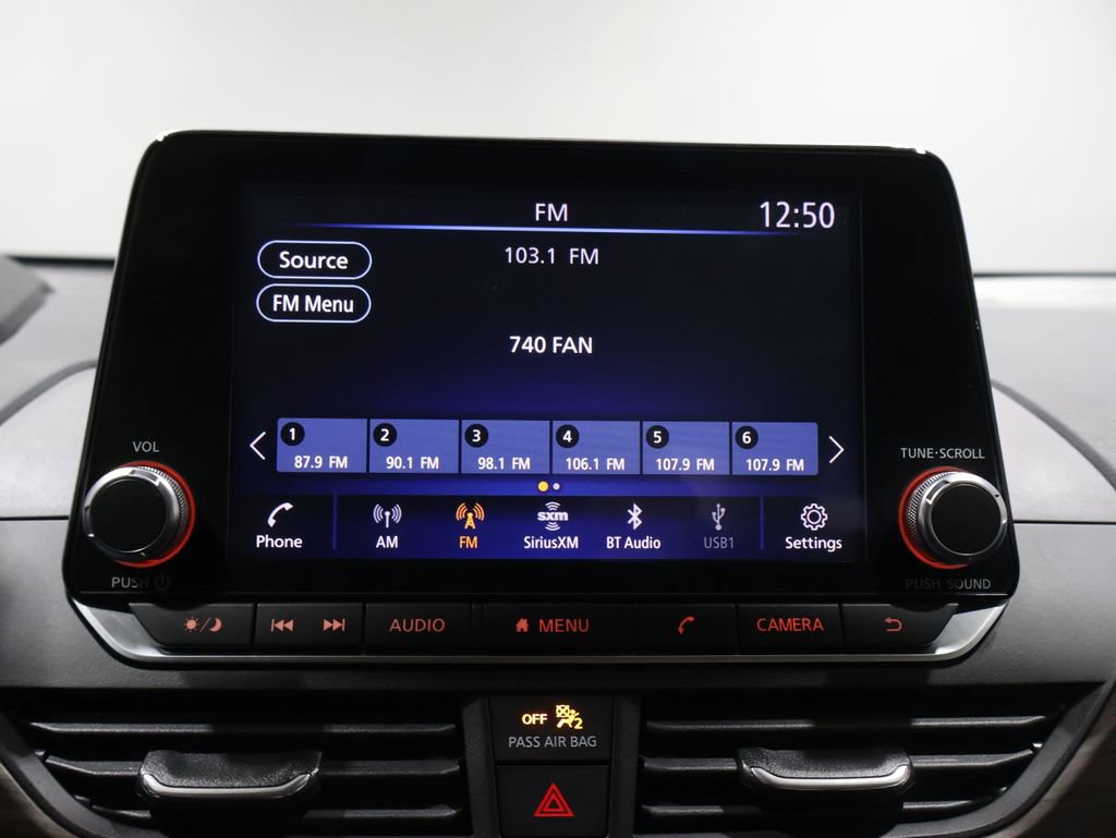 Used 2024 Nissan Altima 2.5 SV image 25