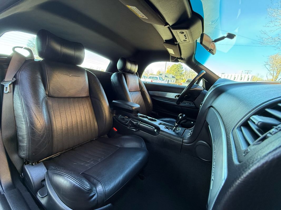 Used 2004 Ford Thunderbird image 34
