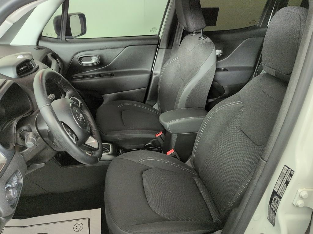 Certified 2023 Jeep Renegade Latitude w/ Sun/Sound Group image 14